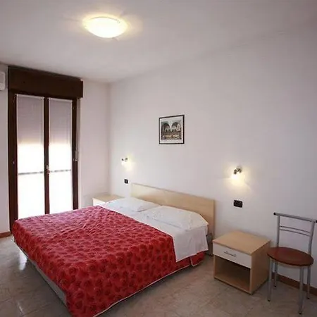 Aparthotel Meridiana 3*